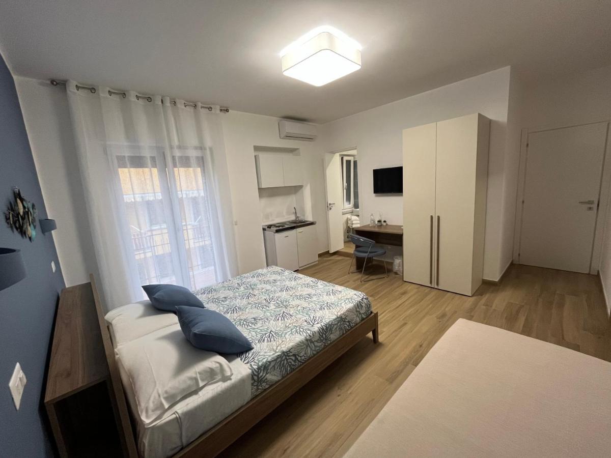 Oltremare Rooms アグローポリ エクステリア 写真